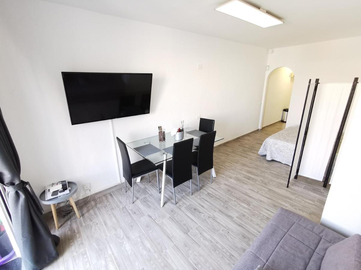 Sunny Apt With Terrace Coastal Area South Arona Arona  Zewnętrze zdjęcie