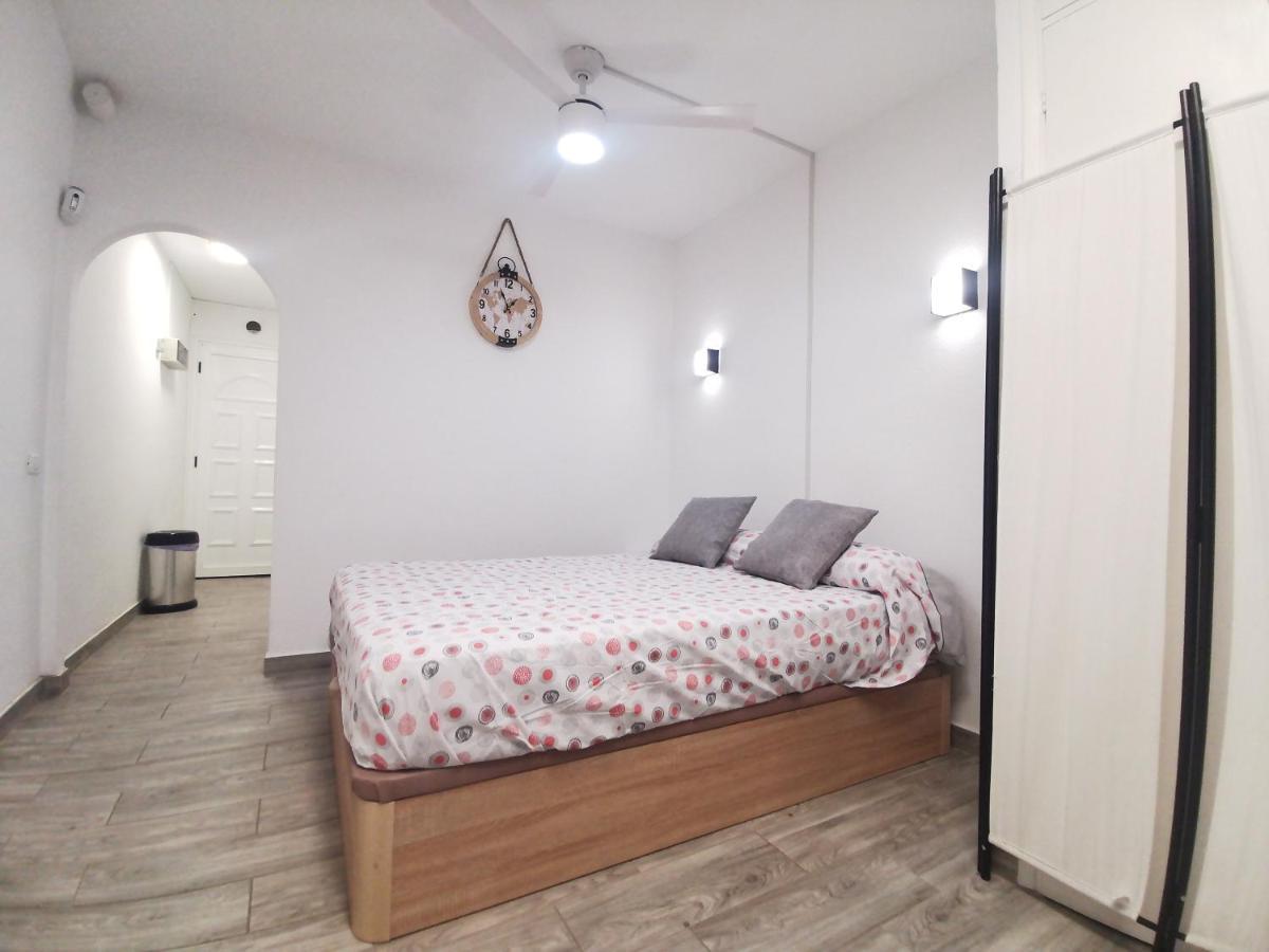 Sunny Apt With Terrace Coastal Area South Arona Arona  Zewnętrze zdjęcie