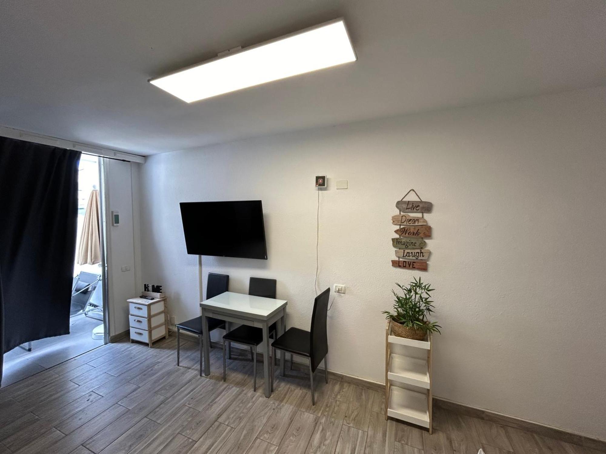 Sunny Apt With Terrace Coastal Area South Arona Arona  Zewnętrze zdjęcie